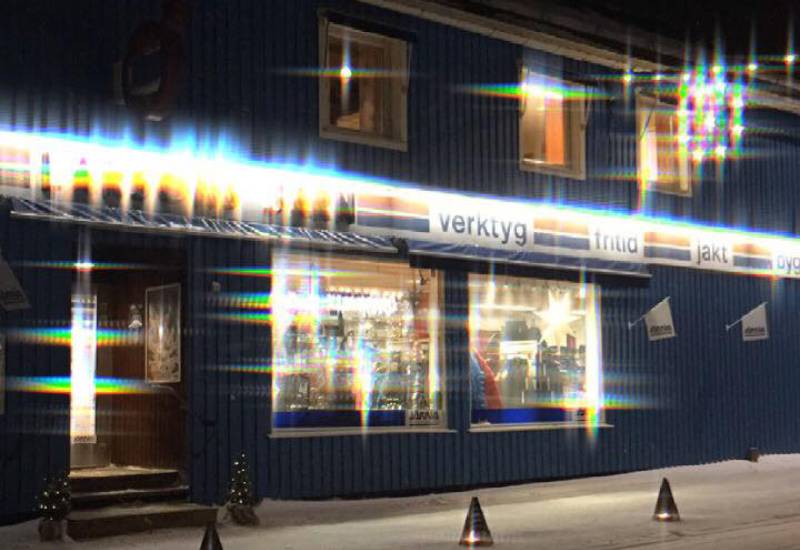 Larsons Järn – butiksfasad i Överkalix